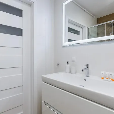 Seaside Rybacka With Parking By Renters Międzywodzie