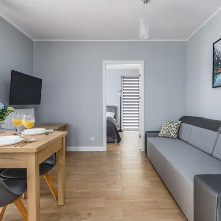 Seaside Rybacka With Parking By Renters